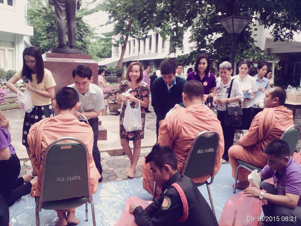 12036570_557503161065419_921499114930509840_n