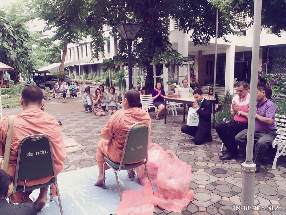 12042727_557513104397758_8570908721830601141_n